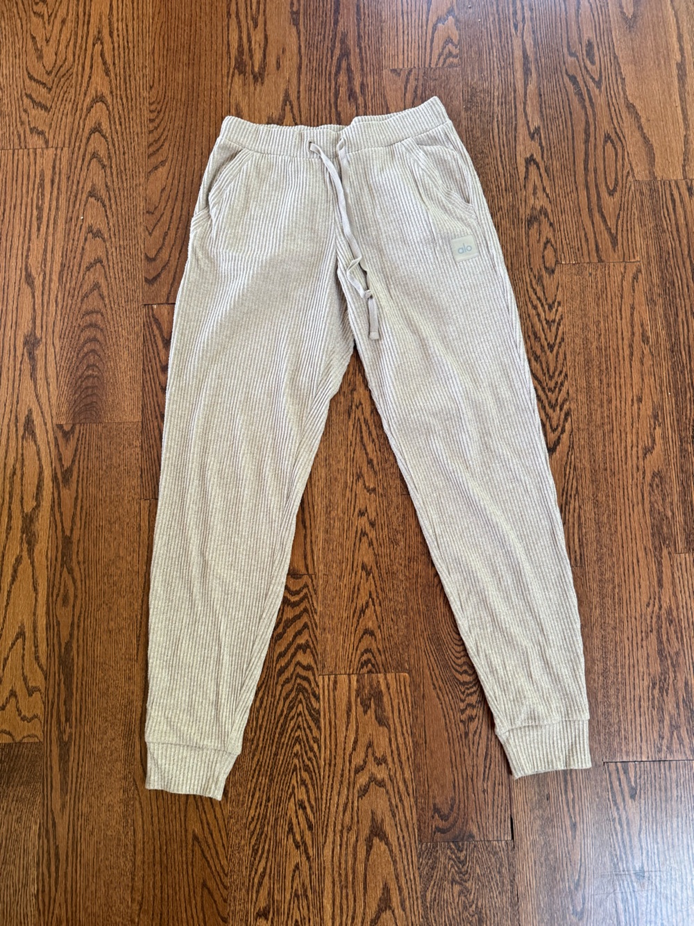 ALO Yoga Ribbed Jogger